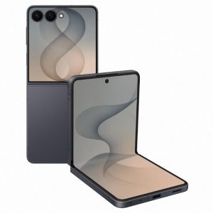 THUMB_011-galaxy-zflip8-graphite-table-top-left-30-back.jpg